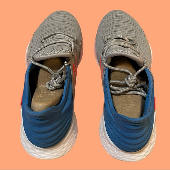 NWT! NEW BALANCE ROV WOMENS SNEAKERS, SIZE 10. GRAY, BLUE, BRIGHT YELLOW. NO BOX - Picture 12 of 16